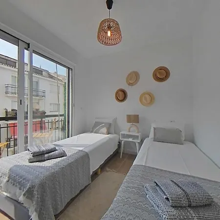 La Perla-holidays Apartment *